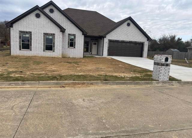 Property at 11 Duncan Ln, Vilonia, AR 72173, 4 beds, 3 baths