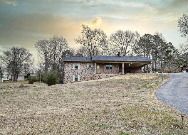 Property at 436 Little Mazarn Rd, Hot Springs, AR 71913, 4 beds, 3 baths