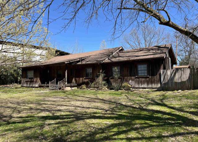 Property at 204 S 3rd St, Glenwood, AR 71943, 3 beds, 3 baths