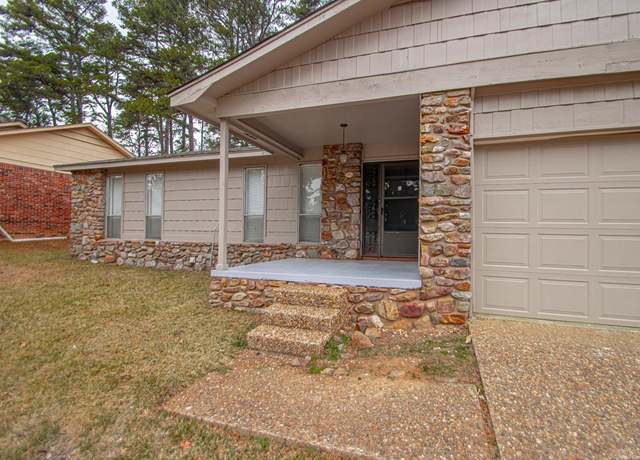 Property at 9304 Tanya Dr, Little Rock, AR 72204, 3 beds, 2 baths