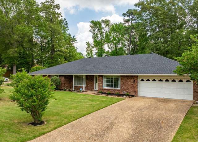 Property at 9 Leeward Ct, Maumelle, AR 72113, 5 beds, 2.5 baths