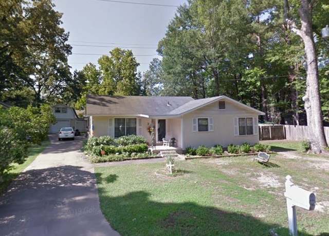 Property at 306 1st St, Bryant, AR 72022, 3 beds, 2 baths