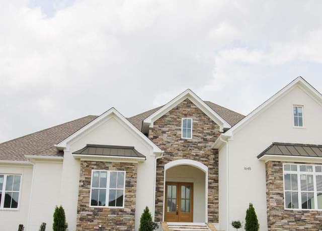 Property at 1645 Dolphin Dr, Conway, AR 72034, 5 beds, 4.5 baths