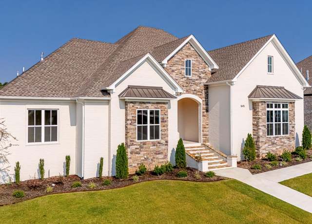 Property at 1645 Dolphin Dr, Conway, AR 72034, 5 beds, 4.5 baths