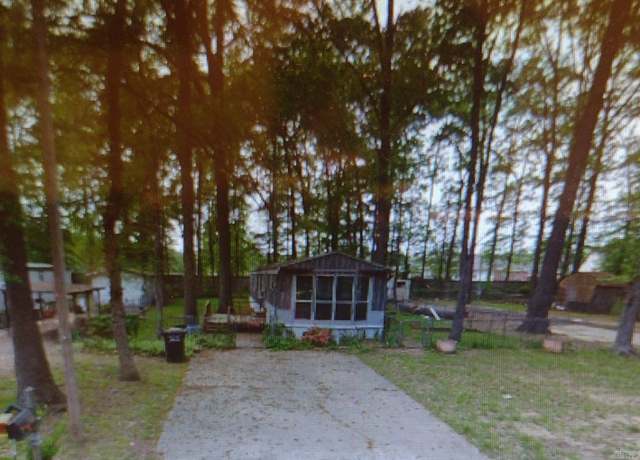 Property at 1626 Pinion Ln, Jacksonville, AR 72076, 3 beds, 2 baths