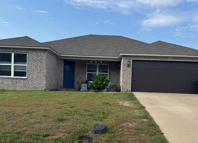 Property at 1060 O'keefe Ave, Conway, AR 72032, 4 beds, 2 baths