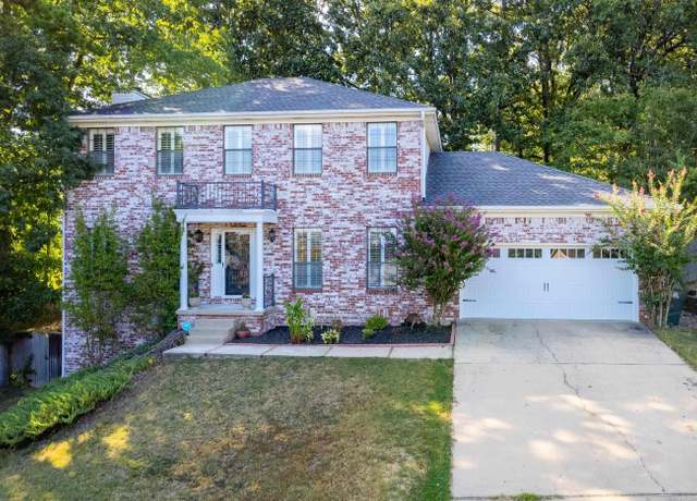 Property at 400 Lasalle Dr, Little Rock, AR 72211, 3 beds, 2.5 baths