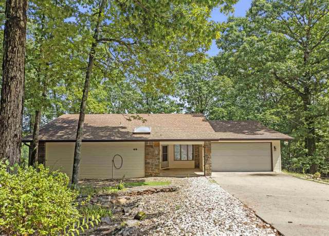 Property at 46 Acceso Cir, Hot Springs Village, AR 71909, 4 beds, 3 baths