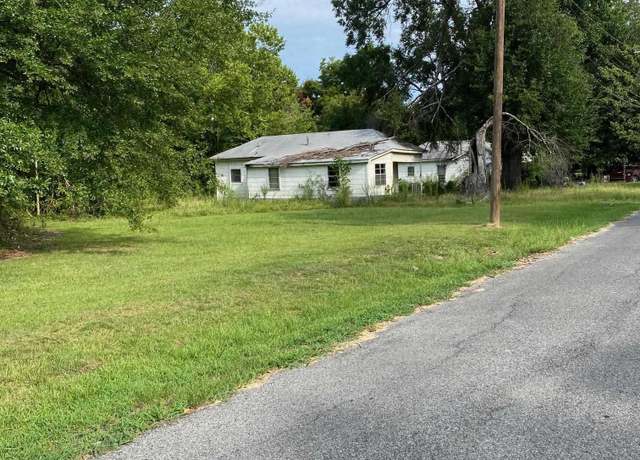 Property at 506 N Carolina St, Crossett, AR 71635, 2 beds, 1 bath