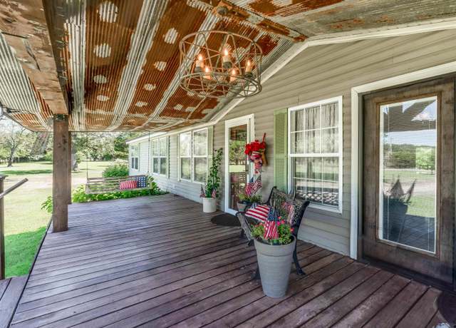 Property at 1 Wesley Trl, Sherwood, AR 72120, 4 beds, 3 baths