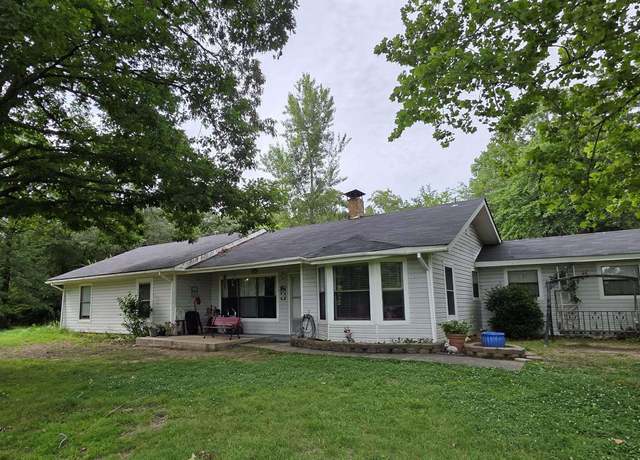 Property at 487 Polk Road 34, Hatfield, AR 71945, 3 beds, 2 baths