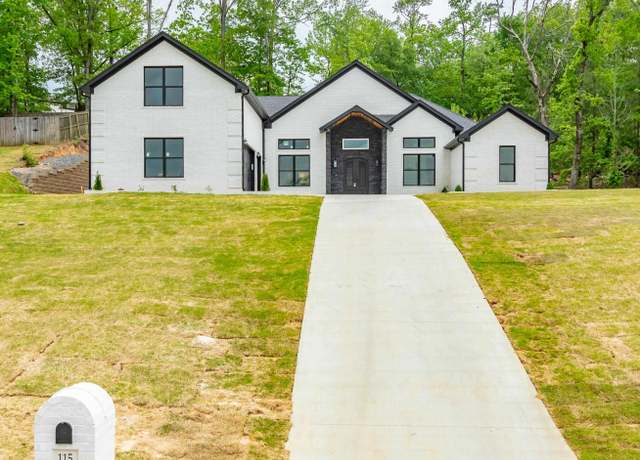 Property at 115 Navajo Trl, Maumelle, AR 72113, 4 beds, 2.5 baths