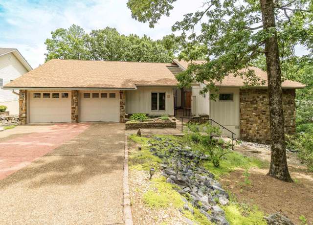 Property at 12 Zaragoza Ln, Hot Springs Village, AR 71909, 2 beds, 2.5 baths