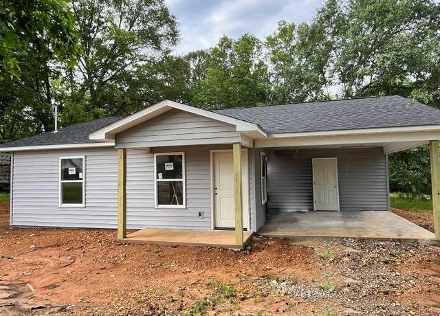 Property at 511 Moore St, Malvern, AR 72104, 3 beds, 2 baths