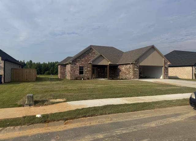 Property at 2330 Lakewood Cir, Cabot, AR 72023, 4 beds, 2 baths