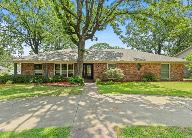 Property at 300 Beaconsfield Rd, Sherwood, AR 72120, 4 beds, 3 baths