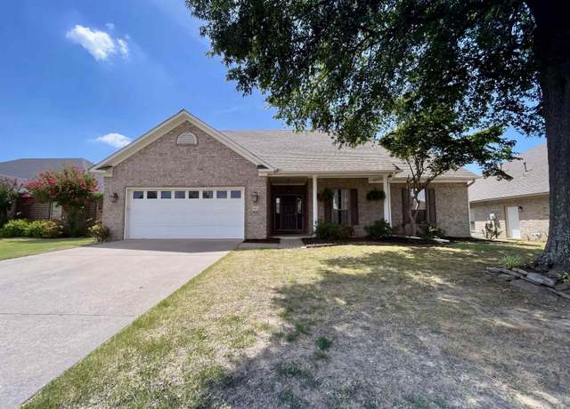 Property at 1425 Crosspoint Rd, Conway, AR 72034, 3 beds, 2 baths