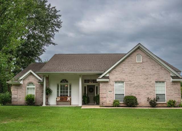 Property at 2501 Michelle Dr, Mena, AR, 3 beds, 2 baths