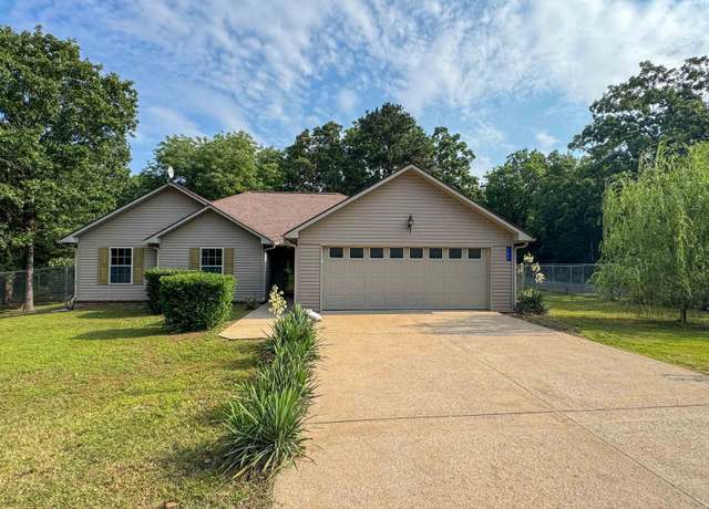 Property at 103 Yasmine Ln, Cave City, AR 72521, 3 beds, 2 baths