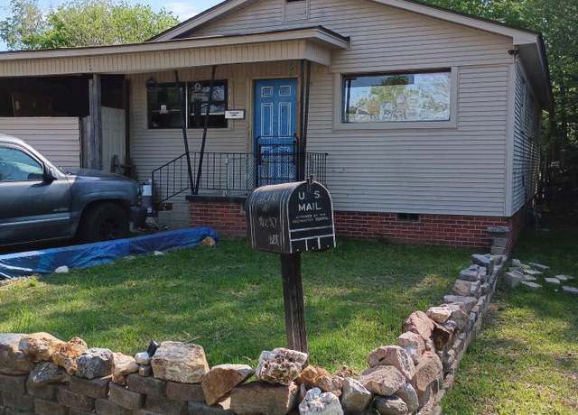 Property at 818 Rocky St, Benton, AR 72015, 3 beds, 1 bath