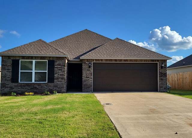 Property at 4909 Prospector Dr, Jonesboro, AR 72401, 3 beds, 2 baths