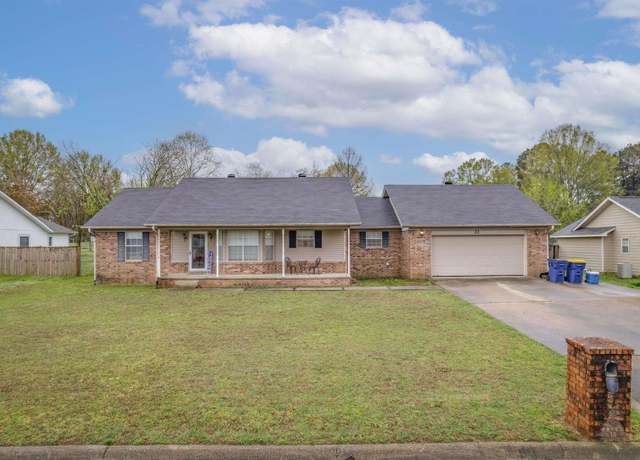 Property at 21 Red Oak Dr, Cabot, AR 72023, 3 beds, 2 baths
