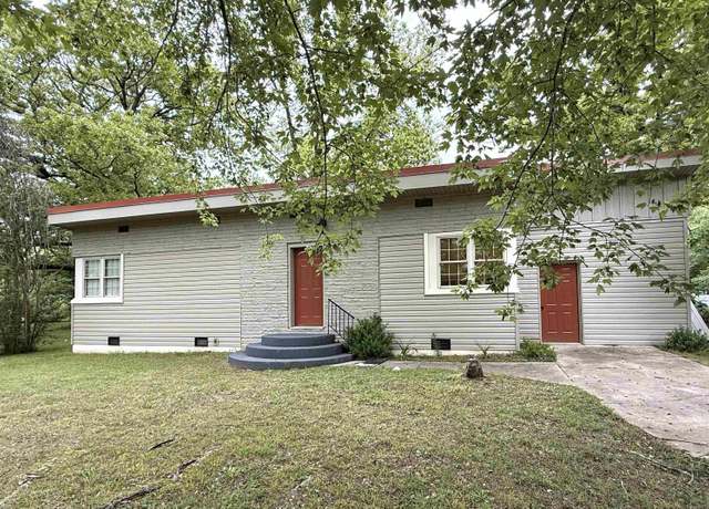Property at 601 Clarence St, Mountain View, AR 72560, 4 beds, 2 baths