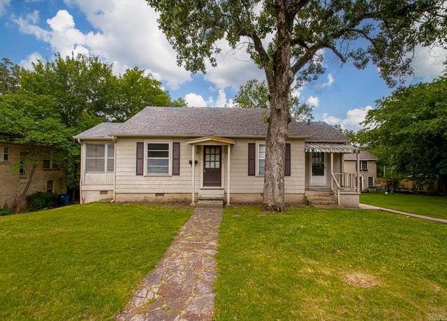 Property at 234 E B Ave, North Little Rock, AR 72116, 3 beds, 2 baths