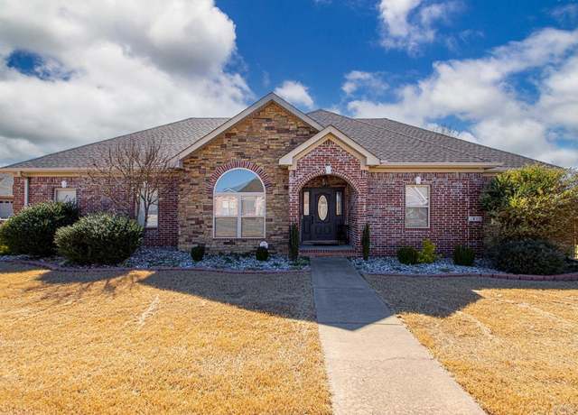 Property at 2811 Silverton Dr, Benton, AR 72019, 4 beds, 2 baths