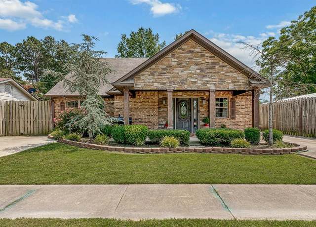 Property at 3117 Meador Ave, Jonesboro, AR 72401, 5 beds, 3 baths