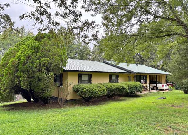 Property at 1469 Quilt Ln, Harrison, AR 72601, 3 beds, 2 baths