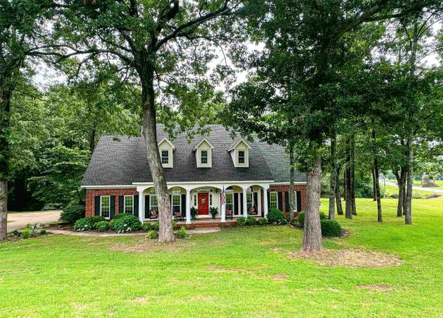 Property at 100 Deerwood Dr, Searcy, AR 72143, 6 beds, 5 baths