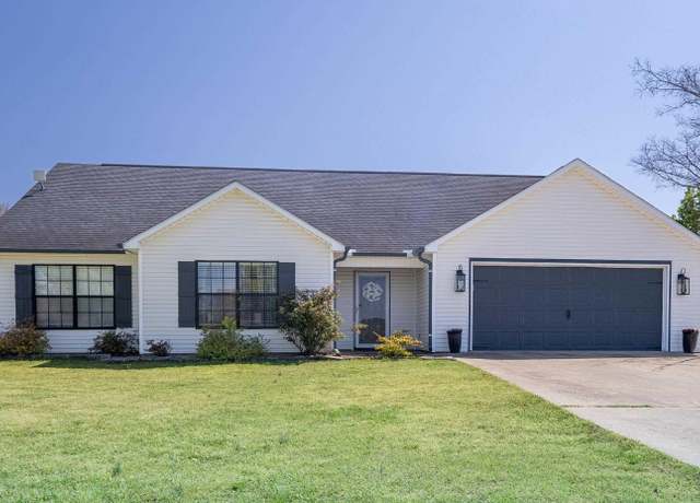 Property at 2914 Hatties Ln, Ozark, AR 72949, 4 beds, 3 baths