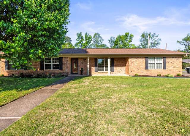 Property at 521 Pembroke Dr, Sherwood, AR 72120, 3 beds, 2 baths