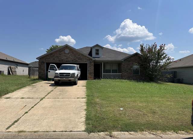 Property at 116 Meadow Dr, Beebe, AR 72012, 3 beds, 2 baths