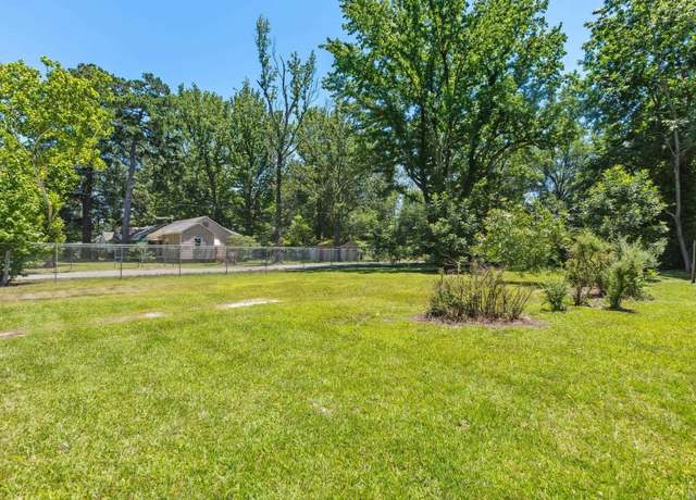 Property at 2100 W 24th St, Pine Bluff, AR 71603