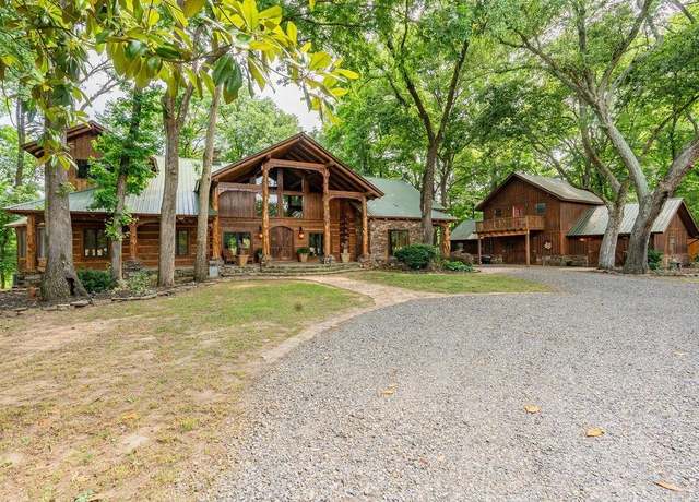 Property at 684 Hidden Valley Rd, Wilburn, AR 72179, 5 beds, 3.5 baths