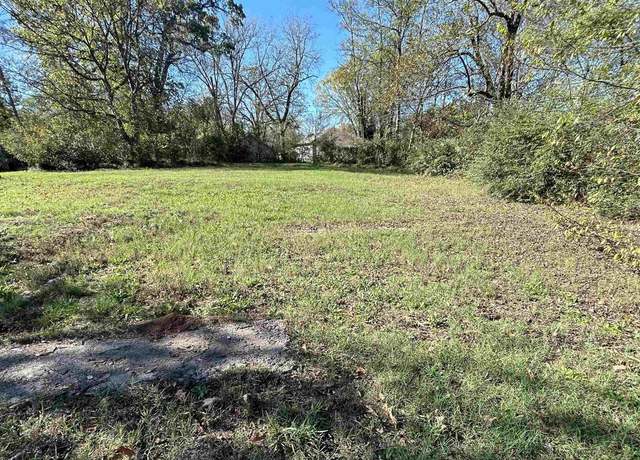Property at 2512 Booker St, Little Rock, AR 72204