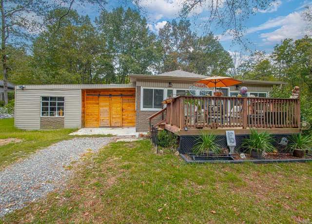 Property at 217 & 199 River Oaks, Malvern, AR 72104, 2 beds, 1 bath