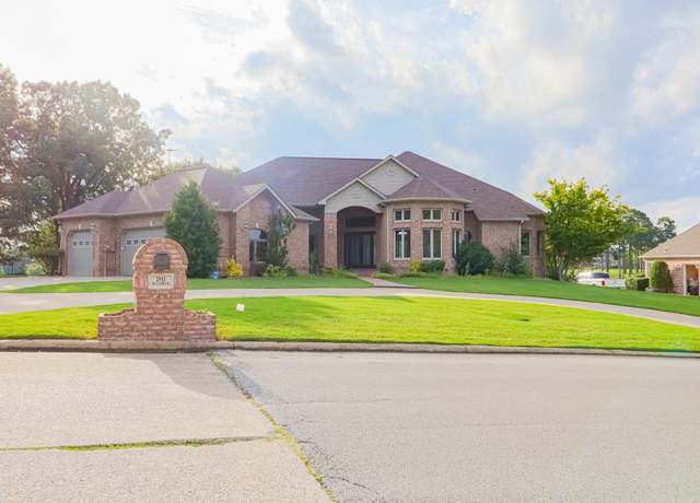 Property at 2911 Ridgepointe, Jonesboro, AR 72404, 3 beds, 2.5 baths