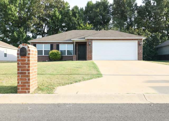 Property at 5305 Reed, Jonesboro, AR 72405, 3 beds, 2 baths