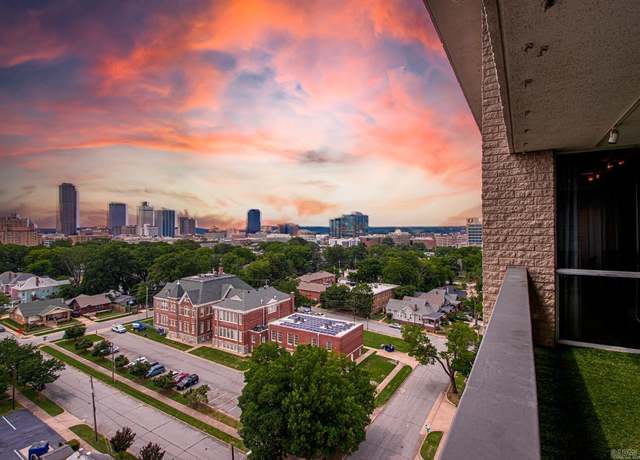 Property at 700 E 9th Apt St Unit 12J, Little Rock, AR 72202, 1 bed, 1 bath