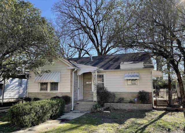 Property at 4417 W 11th St, Little Rock, AR 72204, 2 beds, 1 bath