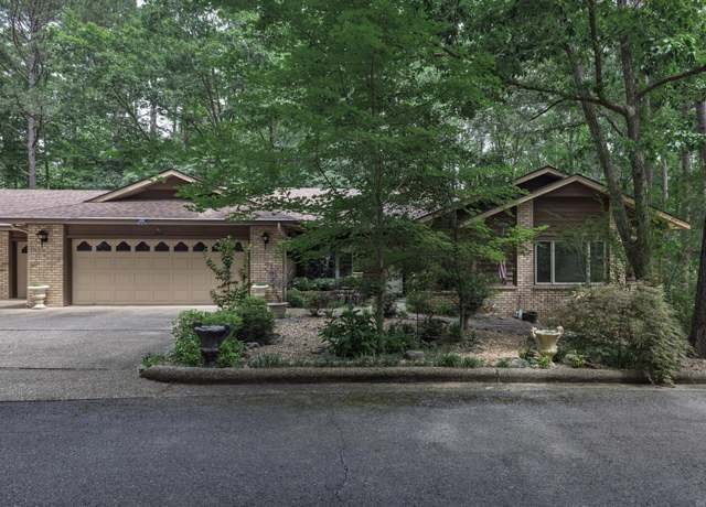 Property at 7 Burladero Trce, Hot Springs Village, AR 71909, 3 beds, 2 baths