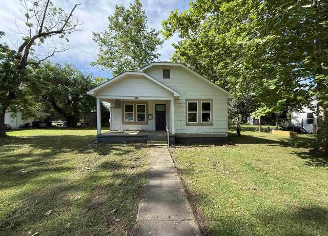 Property at 414 E 1st St, Rector, AR 72461, 2 beds, 1 bath
