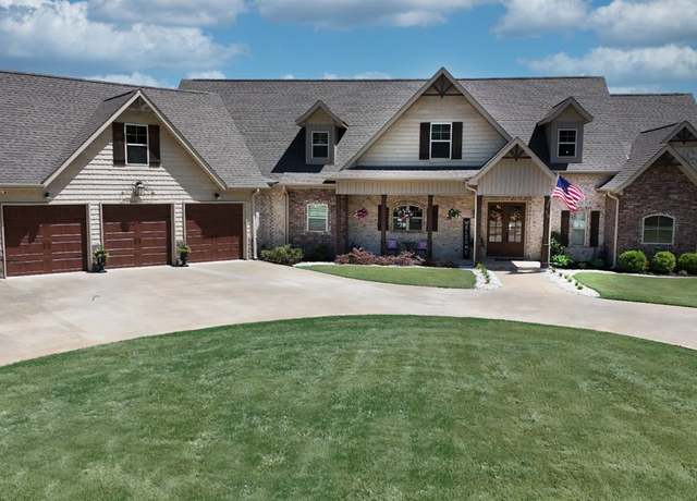 Property at 808 Balcom, Trumann, AR 72472, 4 beds, 4 baths