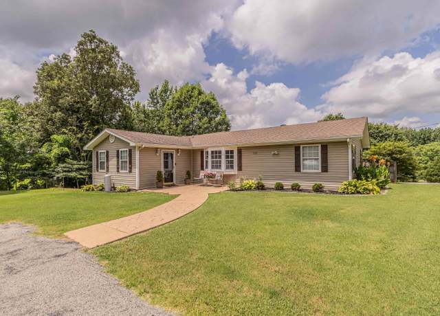Property at 232 Mountain Home Rd, Paragould, AR 72450, 2 beds, 2 baths