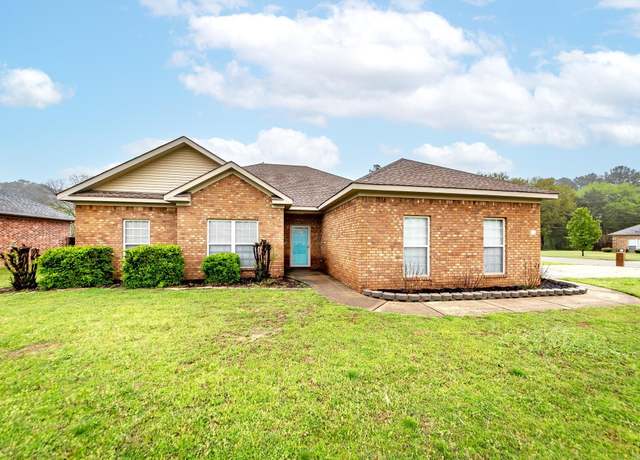 Property at 10 Blueberry Ln, Cabot, AR 72023, 4 beds, 2 baths