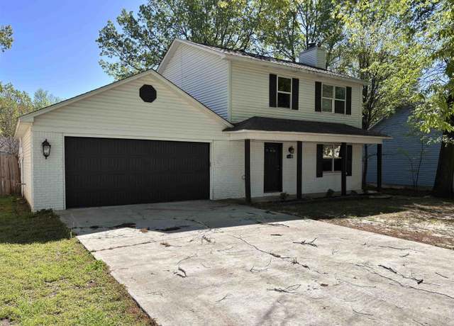 Property at 2210 Chelsea Dr, Bryant, AR 72022, 3 beds, 2.5 baths
