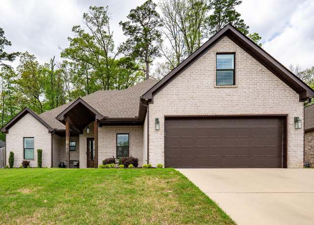 Property at 7901 S Shoreline Blvd, Benton, AR 72019, 4 beds, 2.5 baths
